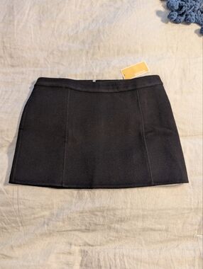 NWT Michael Kors Black Wool-Blend Mini Skirt Size 6
